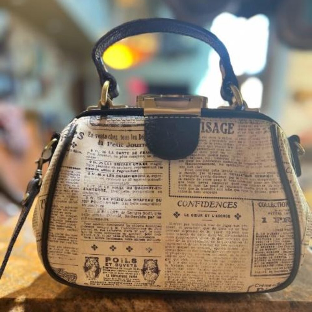 Patricia Nash Leather Excellent Condition Newspaper Antica Black/White/Gold